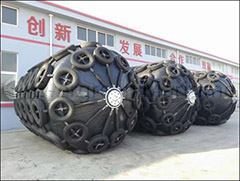 Evergreen Maritime supplies rubber foam fenders to world biggest crane ship