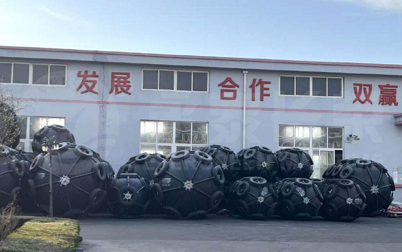 How do Pneumatic Fenders work?