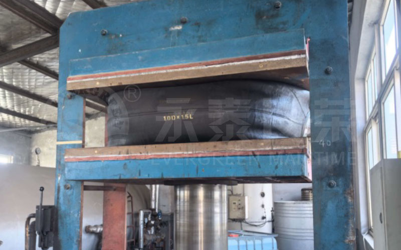 DNV witnessed the Compression Test for Our Pneumatic  Fender